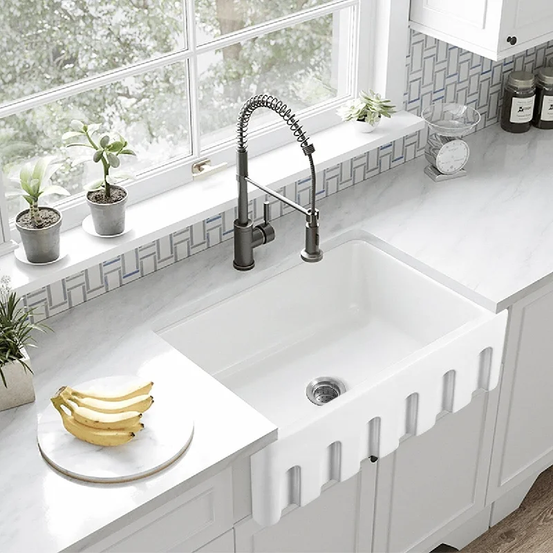 30 In. Farmhouse Single Bowl White Ceramic Kitchen Sink Basin - 30" x 20"