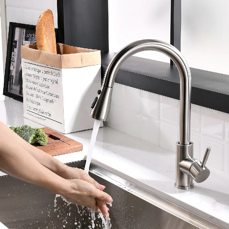 Single Handle Pull Down Sprayer Kitchen Faucet with Advanced Spray in Matte Black - 4'' x 8.5''