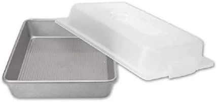 1117RCLD-ST-1 Bakeware Nonstick Rectangular Pan with Lid