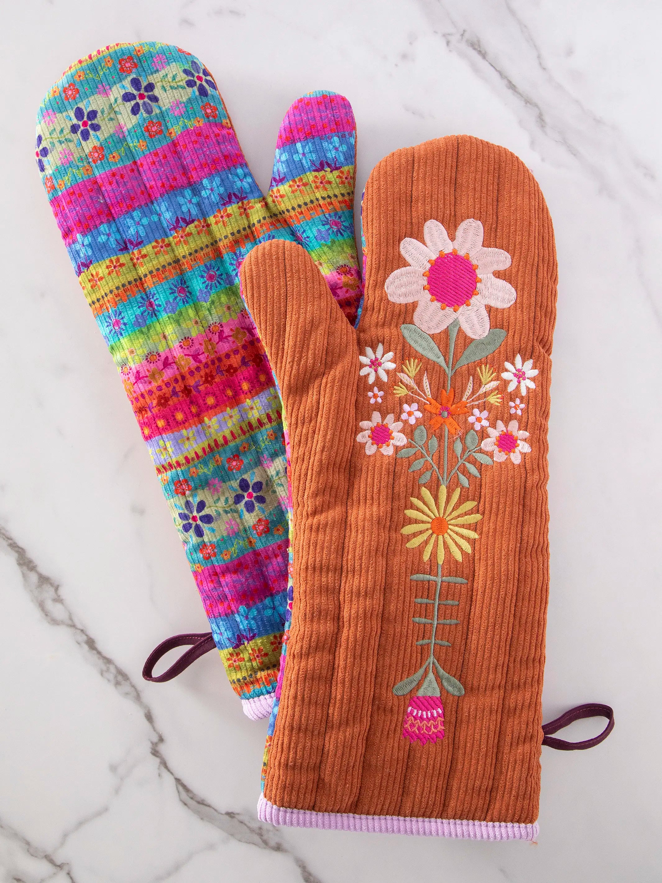 Bake Happy Double-Sided Oven Mitt - Rust Folk Flower