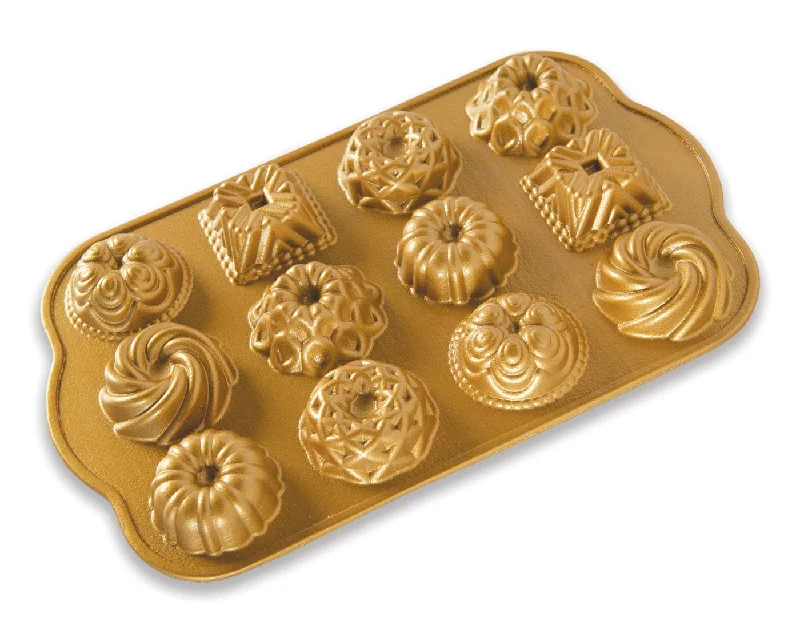 Nordic Ware Cast Aluminum Bundt Charms Pan, 12 Cavity, Gold