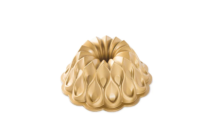 Nordic Ware Cast Aluminum Crown Bundt Pan, Gold