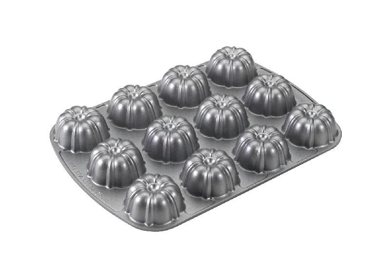 Nordic Ware Pro Cast Aluminum Bundt Brownie Pan